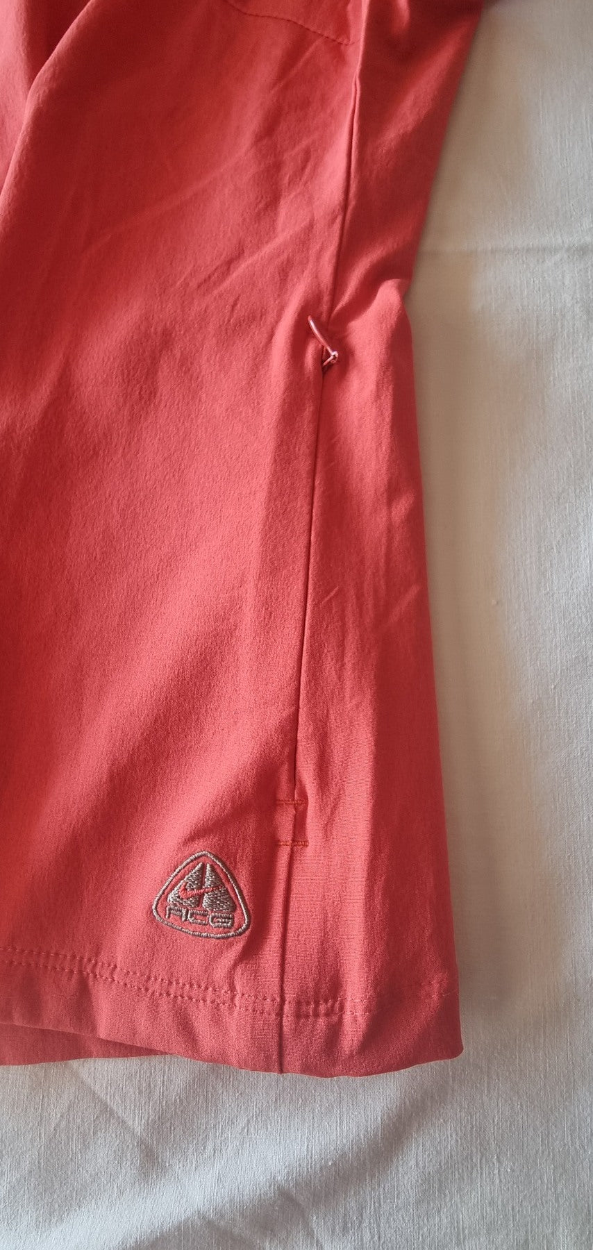 Nike ACG Dri-FIT Chaleco Técnico Rojo Talla S