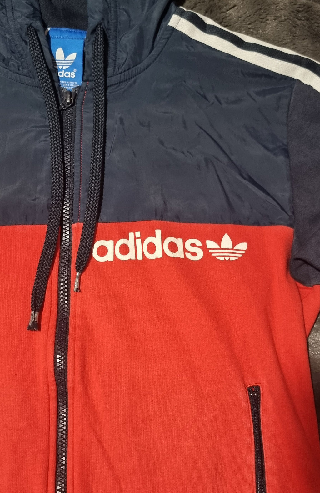 Adidas Originals Chaqueta Track Roja y Azul con Capucha