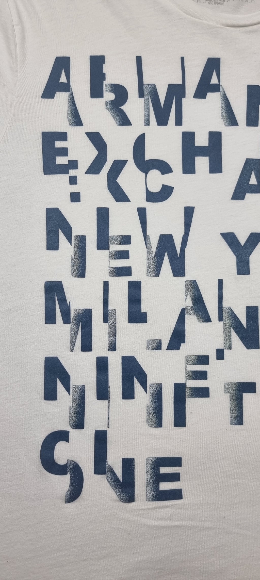 Camiseta Armani Exchange A|X blanca estampado gráfico – Talla L