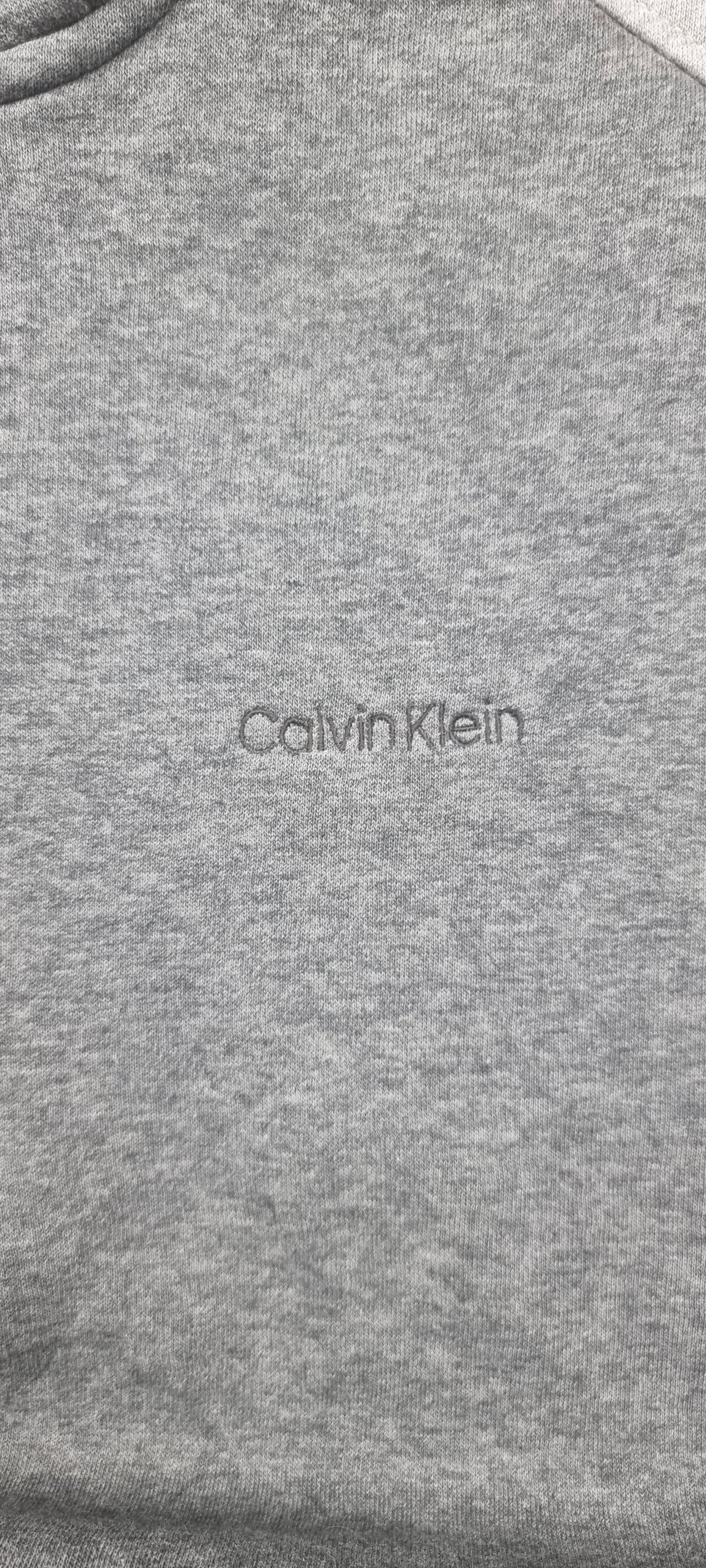 Sudadera Calvin Klein gris con media cremallera talla M