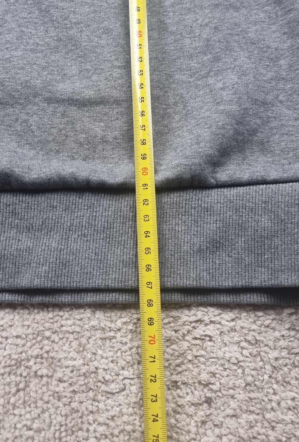Sudadera Calvin Klein gris con media cremallera talla M