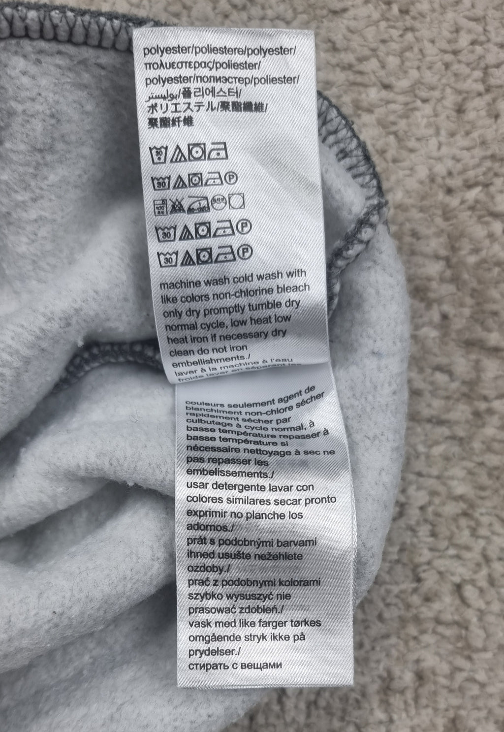 Sudadera Calvin Klein gris con media cremallera talla M
