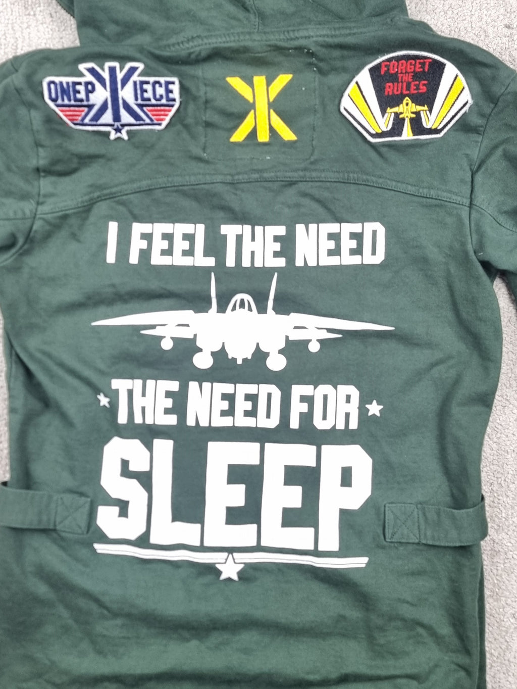 Mono OnePiece The Norwegian Original verde militar con parches – Talla S