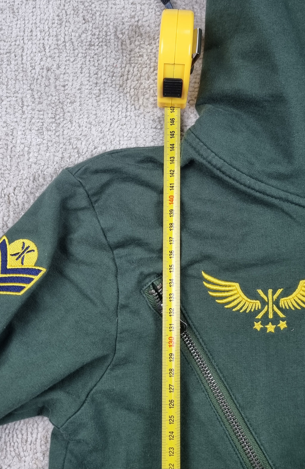Mono OnePiece The Norwegian Original verde militar con parches – Talla S