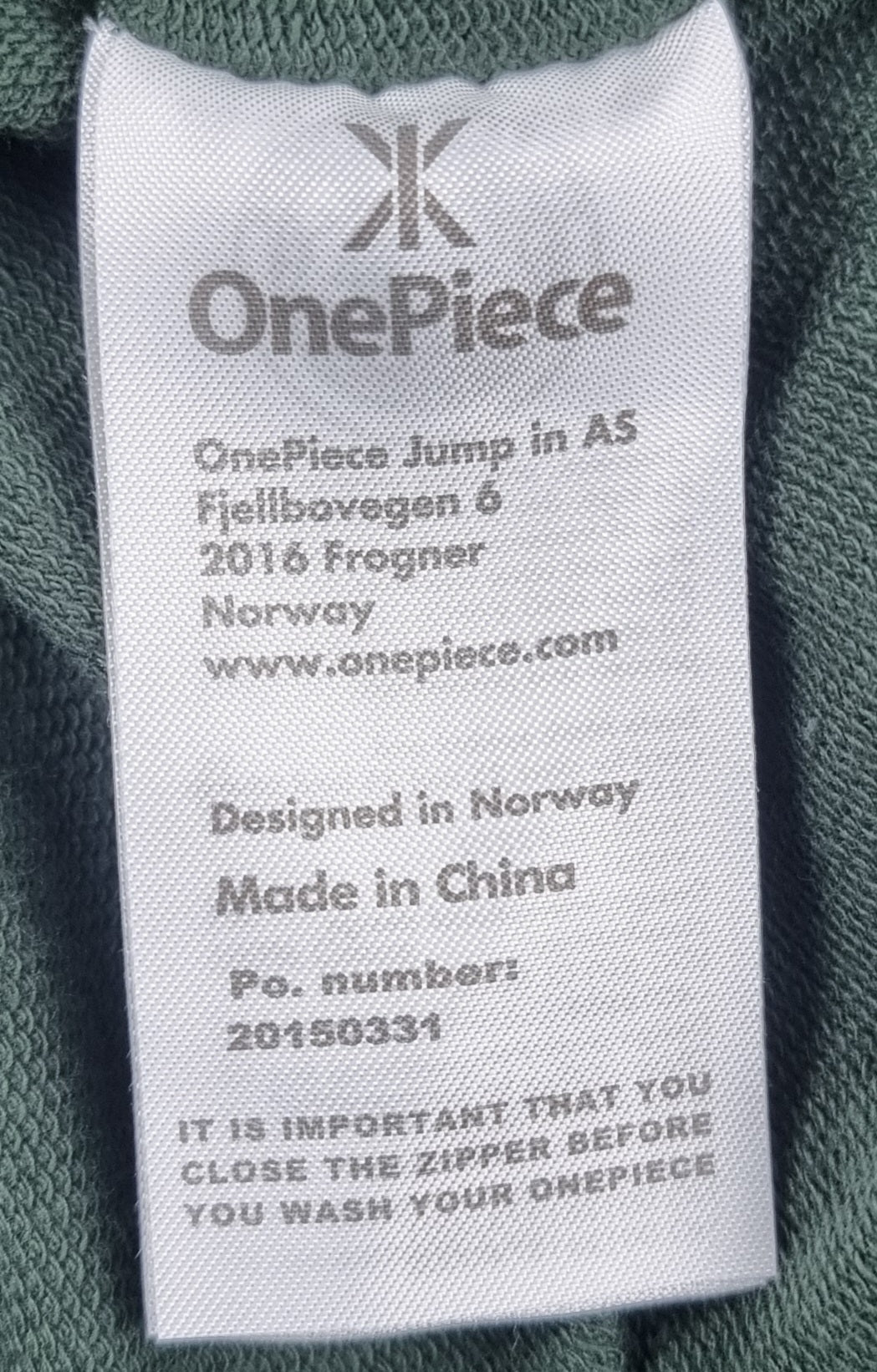 Mono OnePiece The Norwegian Original verde militar con parches – Talla S