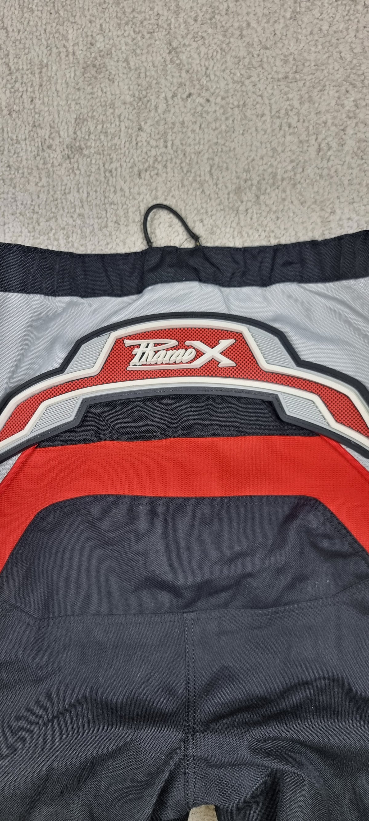 Pantalón moto Pharao X negro rojo y gris talla L