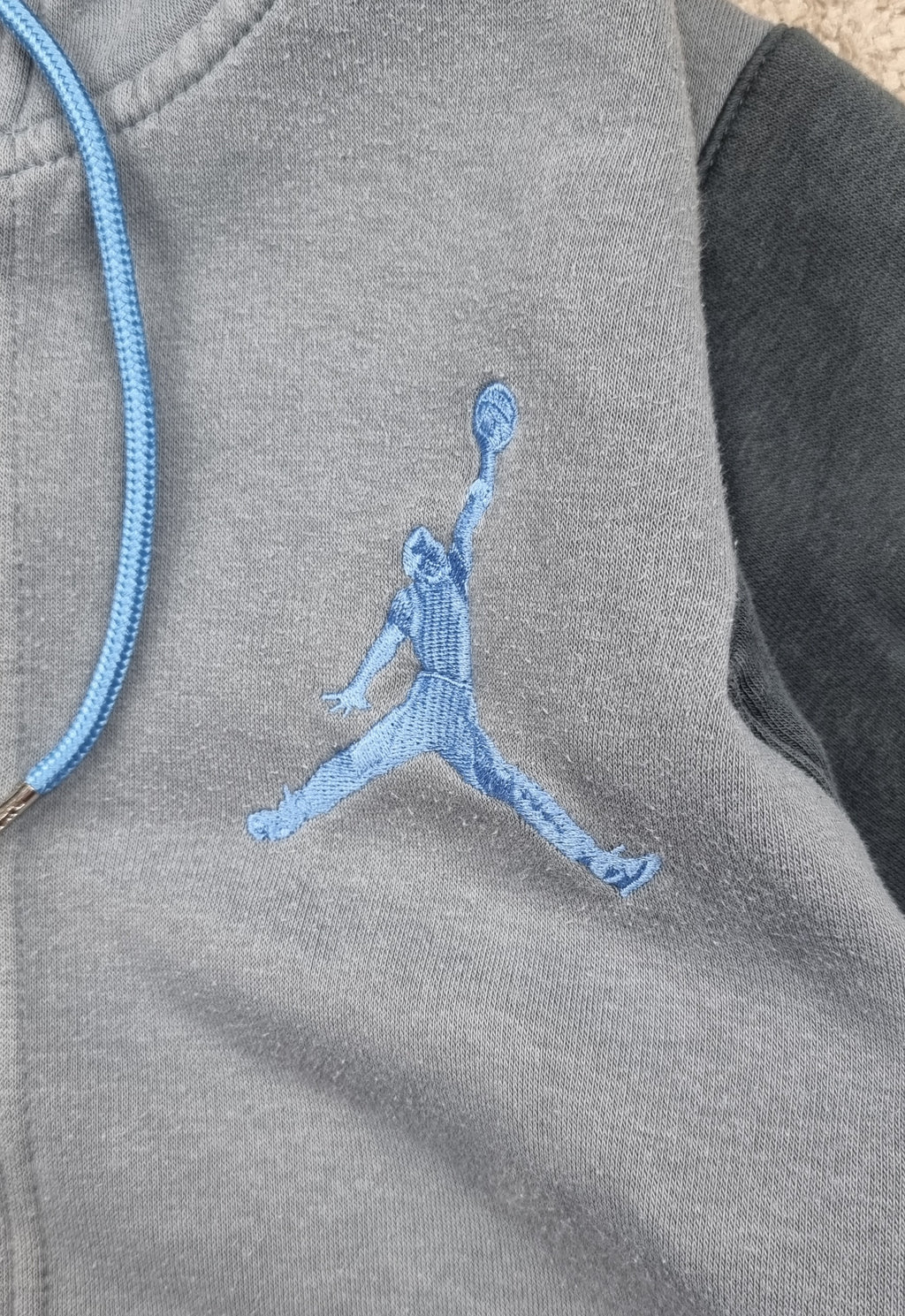 Sudadera Jordan con Capucha Gris y Azul talla M