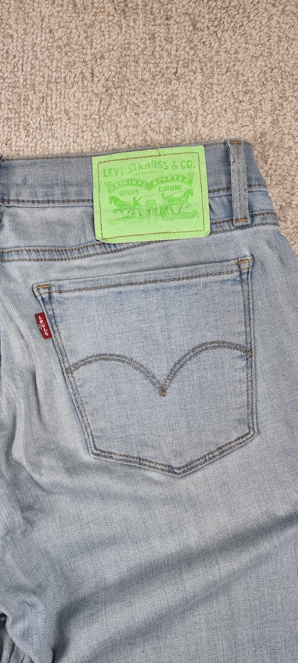 Jeans Levi’s 311 Shaping Skinny azul claro W31 L30