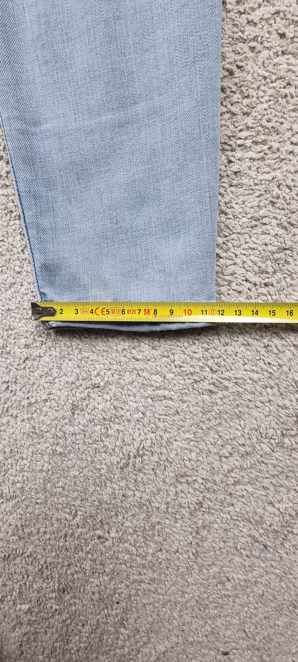 Jeans Levi’s 311 Shaping Skinny azul claro W31 L30