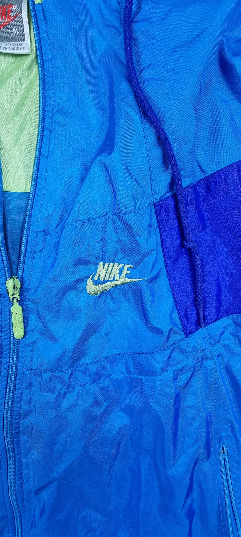 Cortavientos Nike Vintage 90s Color Block Azul, Morado y Verde – Talla M