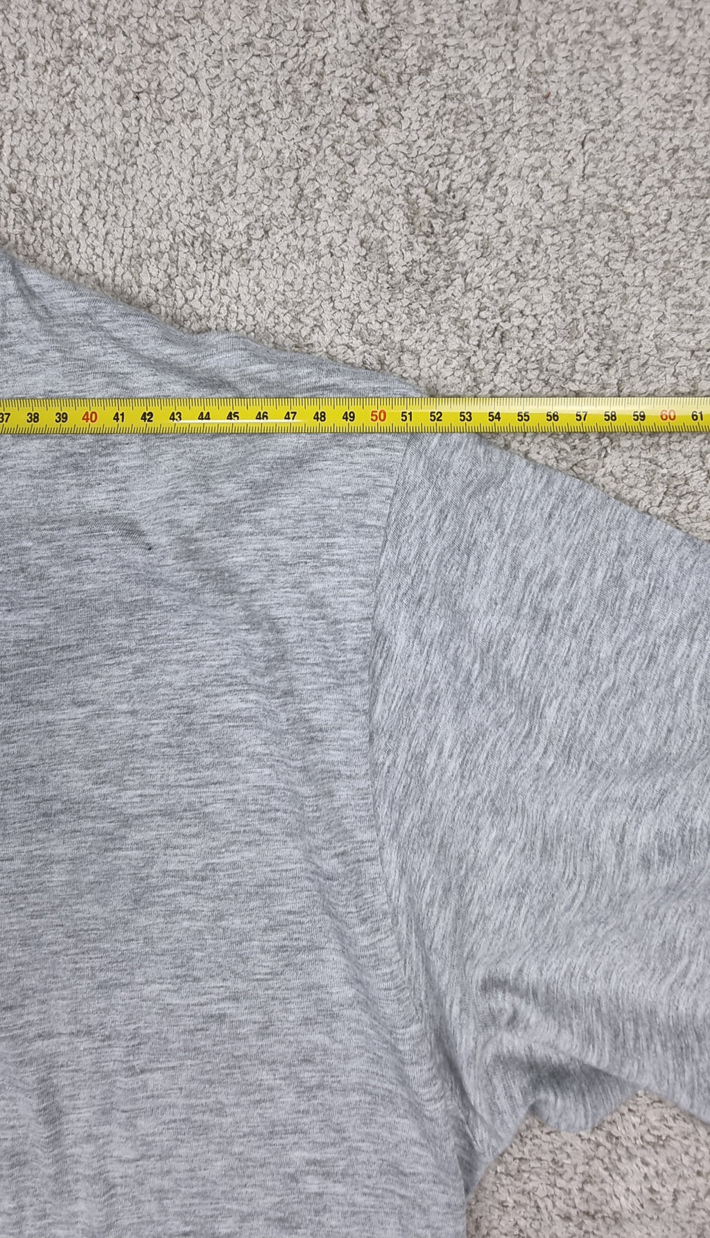 Camiseta Trussardi Sport Made in Italy Gris y Azul Marino con Escudo Bordado TALLA L