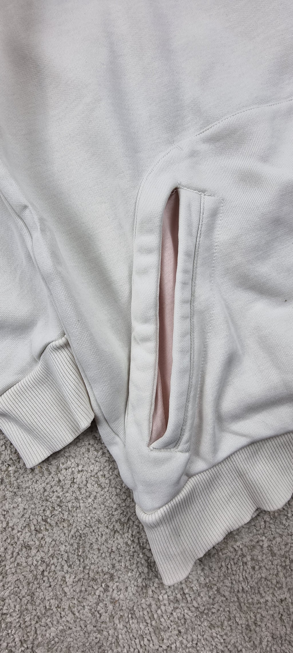 Sudadera Puma con Capucha Blanca Logo Bordado Beige – Talla XL