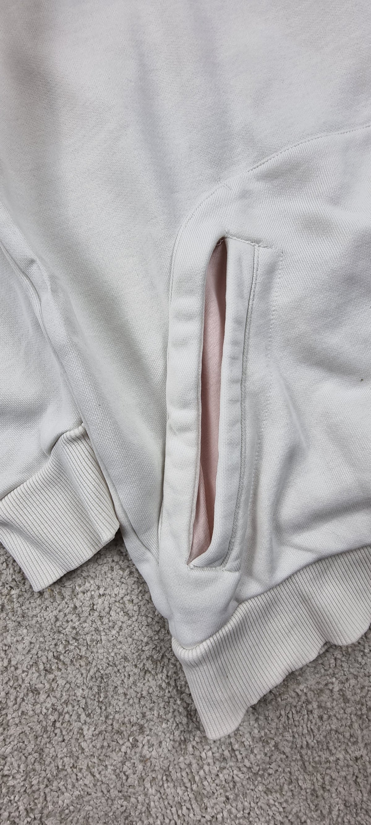 Sudadera Puma con Capucha Blanca Logo Bordado Beige – Talla XL