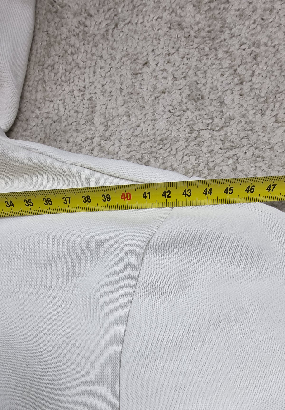 Sudadera Puma con Capucha Blanca Logo Bordado Beige – Talla XL
