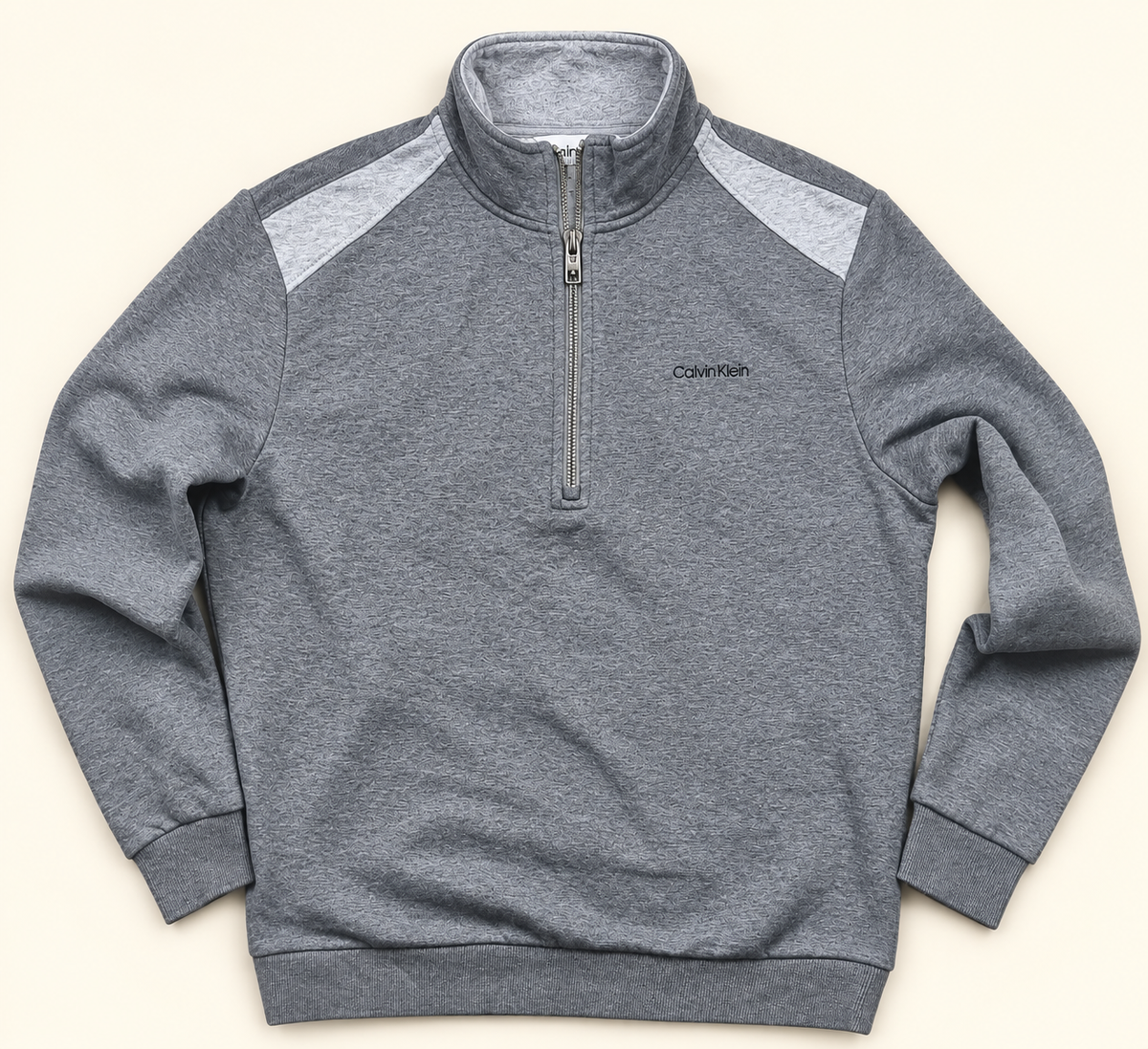 Sudadera Calvin Klein gris con media cremallera talla M